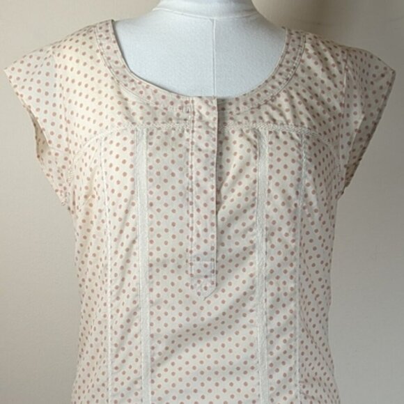 Eddie Bauer Tops - 🌸 Eddie Bauer Lightweight Blouse 🌸 (Size Medium)
